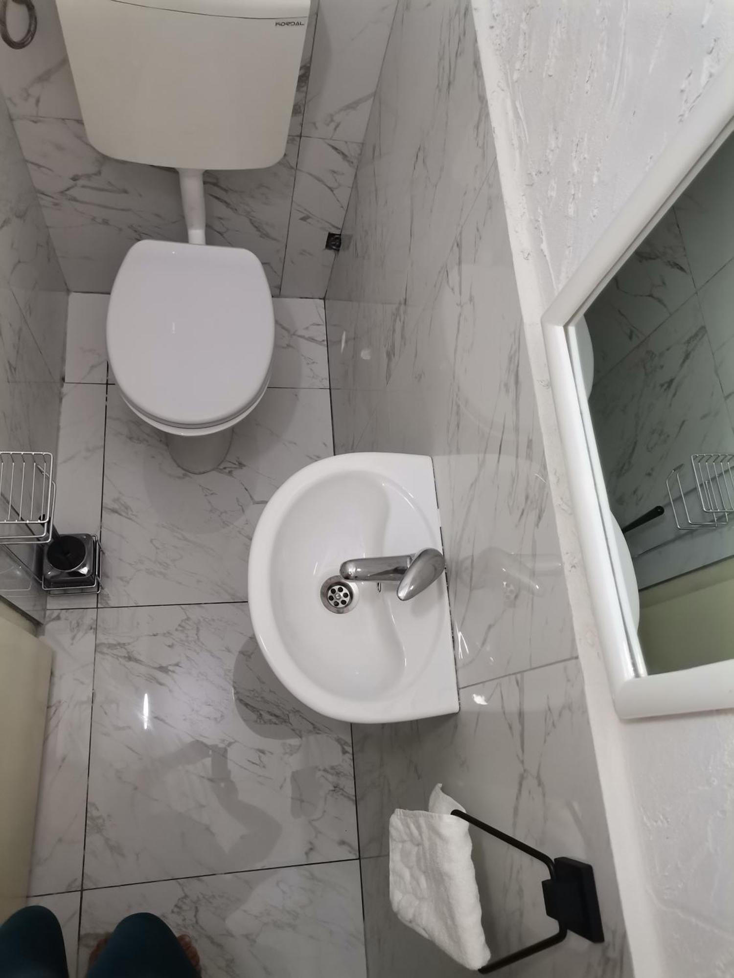Calla 5 Apartment - Main Square, In The City Shopping Center - Parking Slot With Security And Video Camera Skopje Eksteriør billede