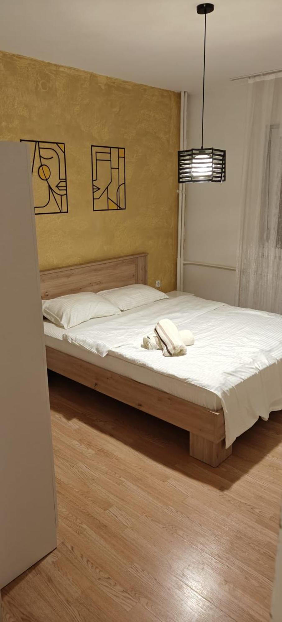 Calla 5 Apartment - Main Square, In The City Shopping Center - Parking Slot With Security And Video Camera Skopje Eksteriør billede
